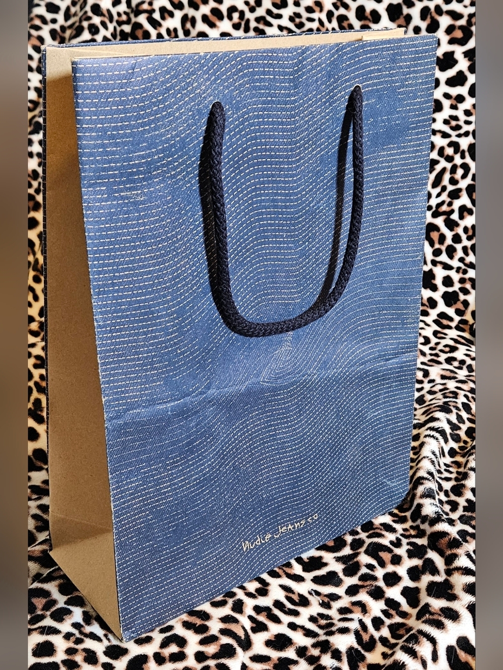 NEW Nudie Jeans Blue Denim Style XL Large Paper Shopping Bag Gift Box Holder - Picture 2 of 11